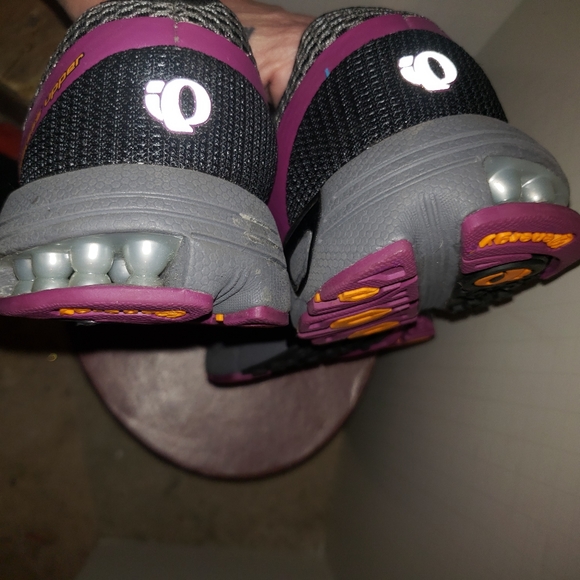 Oasis running shoes - Picture 2 of 6